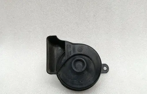 Mercedes-Benz G W461 W463 1st Gen Horn buzzer relay A4635420420