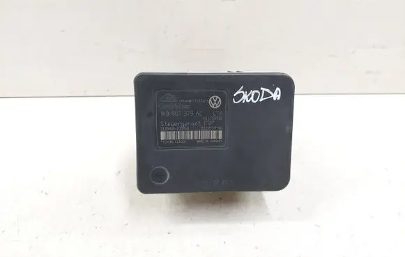 Skoda Octavia Mk2 (1Z) ABS Pump 1K0907379AC 10020602404 1K0614517AE