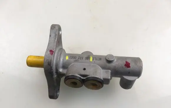 Volkswagen Golf IV Master brake cylinder 1005320003