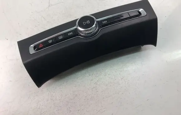 Volvo S90, V90 Climate control unit P31398845