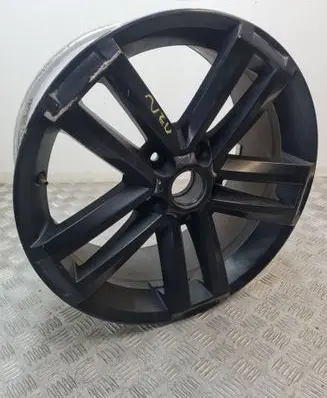 Volkswagen Amarok R19 alloy rim 2H0601025AD 2H0601025
