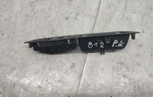 BMW X5 E70 Electric window control switch 9218044