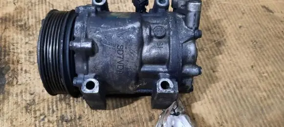 Mazda 3 I Air conditioning (A/C) compressor (pump)