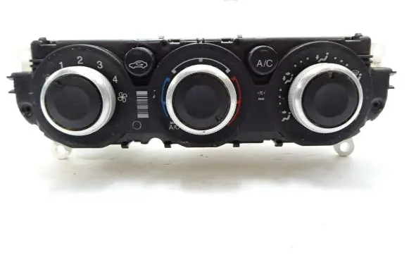 Ford Focus Climate control unit BM5T19980BD E1062772 3M5T111130211