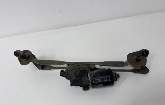 Toyota Corolla Verso E121 Front wiper linkage and motor 8511013100