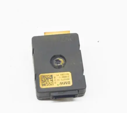 BMW X4 G02 Aerial antenna amplifier 50110304 6840273