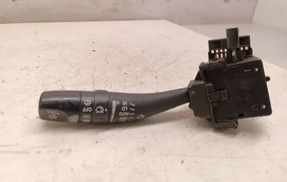 Hyundai Santa Fe Wiper control stalk 202004725