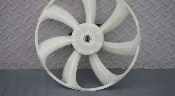 Mitsubishi Space Wagon Electric radiator cooling fan 168000