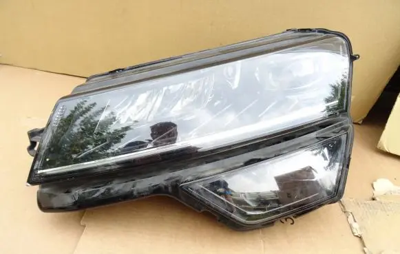 Skoda Karoq Headlight/headlamp 57B941015B