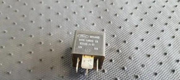 Ford Mondeo MK I Other relay 93BG14N089CA V23136-J6-X1