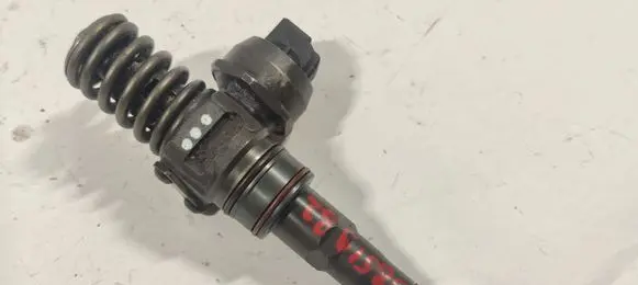 Audi A4 S4 B6 8E 8H Fuel injector 038198073 038130073BA