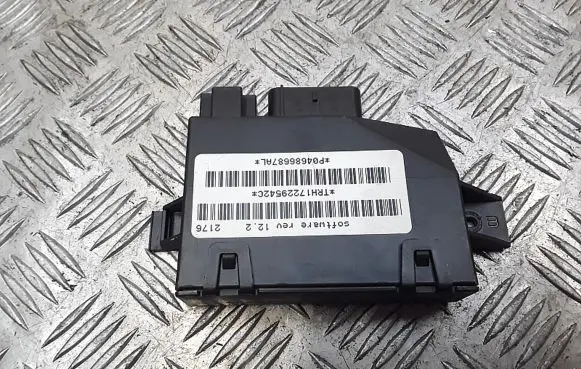 Chrysler Voyager Tailgate/trunk control unit/module p04686687al