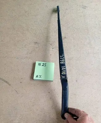 Audi A6 S6 C5 4B Front wiper blade arm 5685468851
