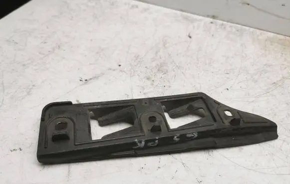 Volkswagen Golf V Front bumper mounting bracket 1K0807183