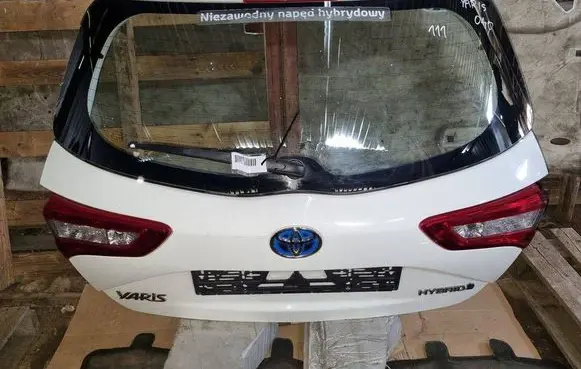 Toyota Yaris Tailgate/trunk/boot lid 