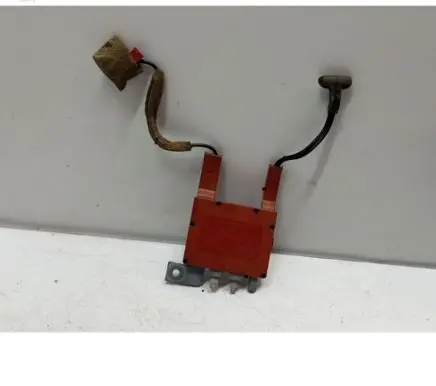 Volvo S60 Aerial antenna amplifier 8637601