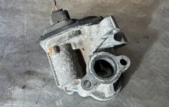 Renault Scenic III - Grand scenic III EGR valve 8201068965 147100789R
