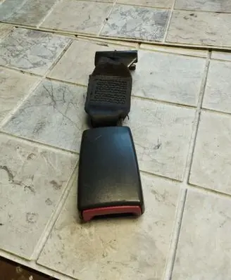 Alfa Romeo 159 Rear seatbelt buckle 072895852
