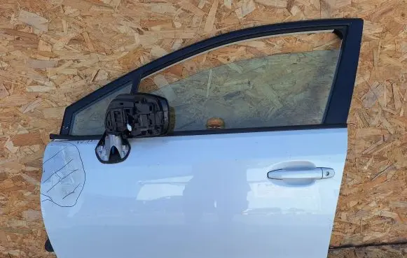 Subaru XV I Front door