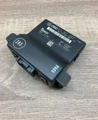 Skoda Octavia Mk2 (1Z) Gateway control module 1K0907530F