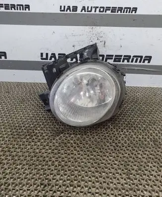 Nissan Juke I F15 Headlight/headlamp