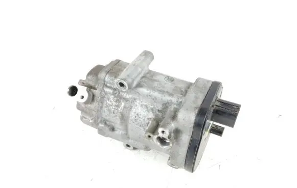 Toyota RAV 4 (XA50) Air conditioning (A/C) compressor (pump) 0424000171 ESB27C 3C01084