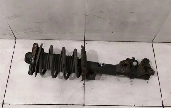Mercedes-Benz C W204 Front shock absorber with coil spring A2043205530 A2043214204