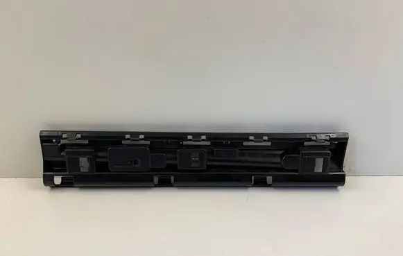 BMW X1 F48 F49 Sill supporting ledge 7332329