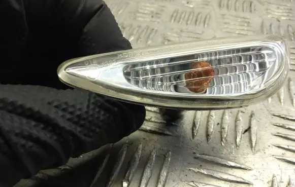 Hyundai i30 Front fender indicator light 923031R0