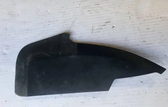 Audi TT TTS RS Mk3 8S Rear/tail light trim molding 8S0945254