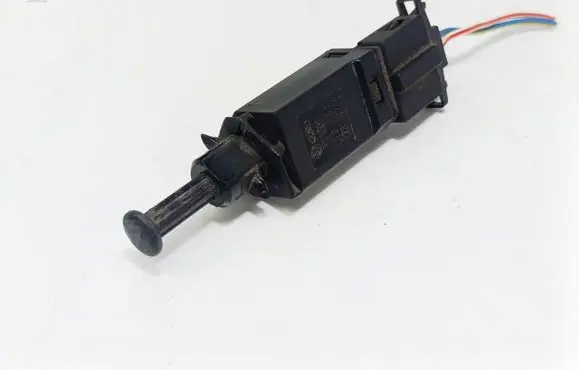 Volkswagen Golf IV Brake pedal sensor switch 1H0927189D