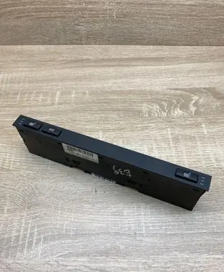 BMW 5 E39 Seat heating switch 8373712 110187