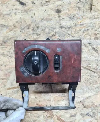 Mercedes-Benz Vito Viano W639 Light switch A6395450204 05ZGS003 057GS003