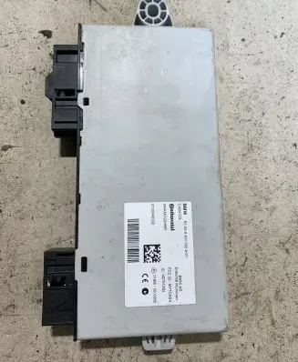 BMW 5 F10 F11 CAS control unit/module 9301522