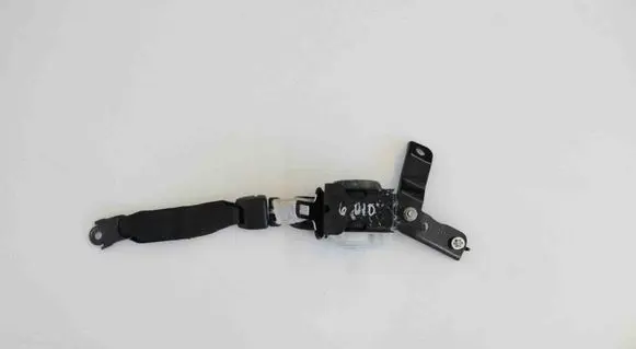 Subaru Outback Middle seatbelt (rear) TKAB0109