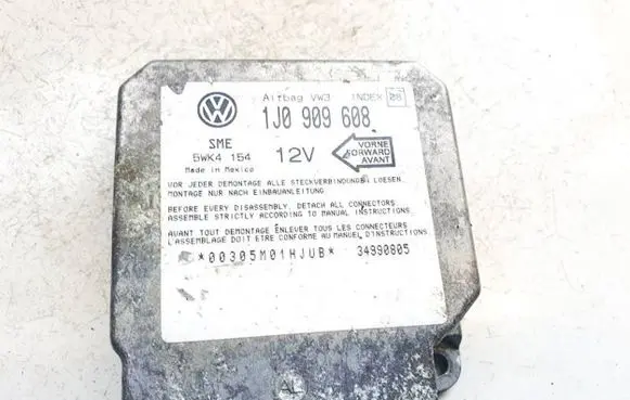 Volkswagen Golf III Airbag control unit/module 1j0909608 5wk4154