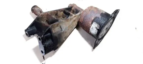 Fiat Marea Engine mount bracket