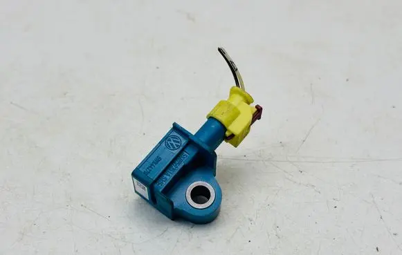 Audi Q3 8U Airbag deployment crash/impact sensor 5K0959351A