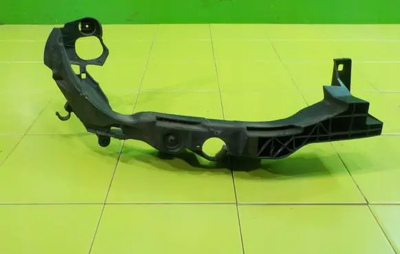 BMW 3 E92 E93 Headlight part PRZOD