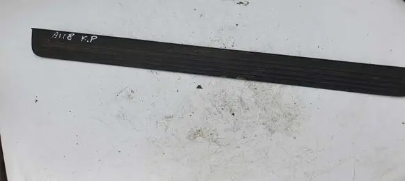 Toyota Avensis T220 Front sill trim cover 67912