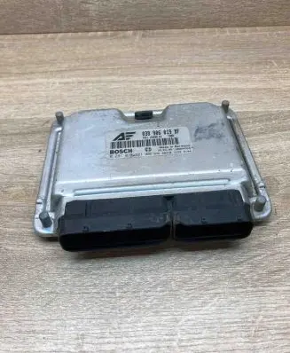Ford Galaxy Engine control unit/module ECU 038906019BF 0281010221