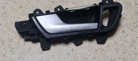 Audi A4 S4 B8 8K Front door interior handle 8K0837019