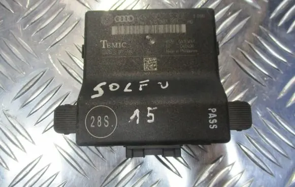 Volkswagen Golf V Comfort/convenience module 1K0907530F