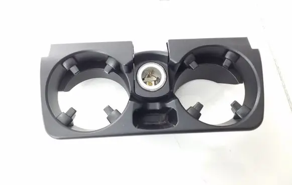 Cup holder front