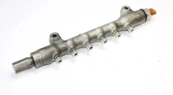 Mitsubishi ASX Fuel main line pipe