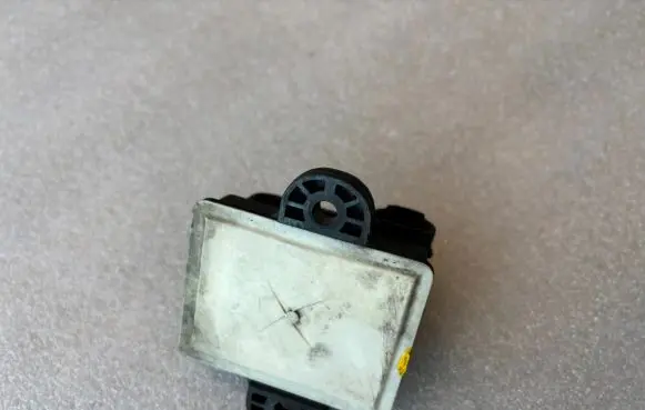 Mercedes-Benz C W204 Glow plug pre-heat relay A6519005502 206012521 6519005502