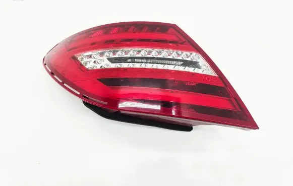 Mercedes-Benz C W204 Rear/tail lights 2048206484