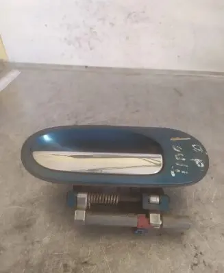 Nissan Almera Front door exterior handle SA830613