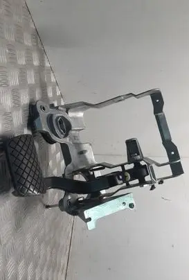Audi A4 Allroad Brake pedal 8K1721117 8K1723140B