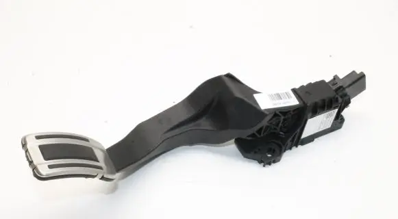 Opel Mokka B Accelerator throttle pedal 9837891980 6PV013524